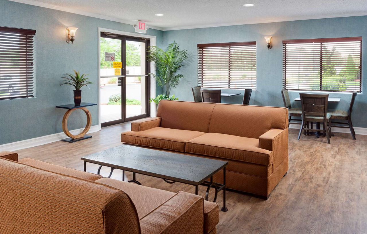 Best Western Leisure Inn Lakewood Bagian luar foto